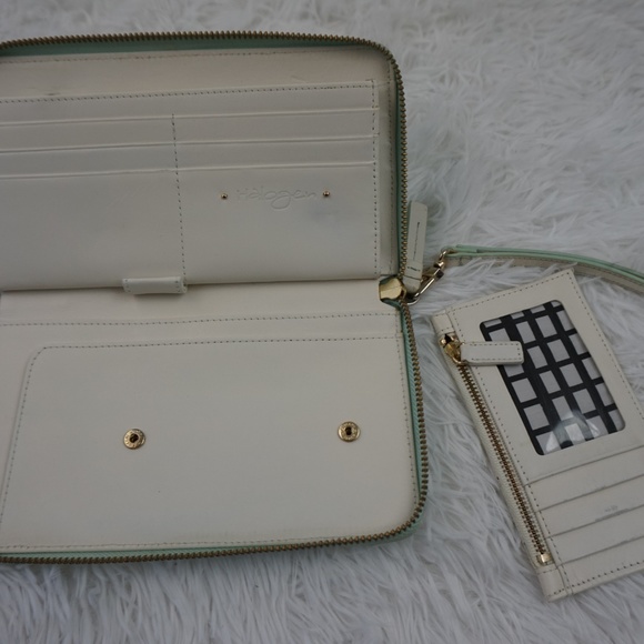 Halogen Zip Around Wristlet Clutch Wallet - Picture 6 of 6